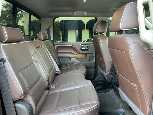 Used 2016 Chevrolet Silverado 1500 High Country w/ High Country Premium Package image 24