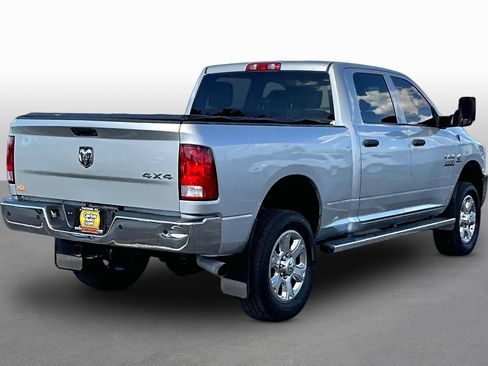 Used 2018 RAM 2500 Tradesman w/ Chrome Appearance Group AWD/4WD image 2