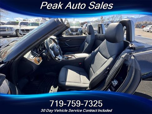 Used 2009 BMW Z4 sDrive30i image 23