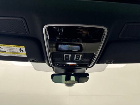 Used 2019 Land Rover Range Rover Sport HST image 22