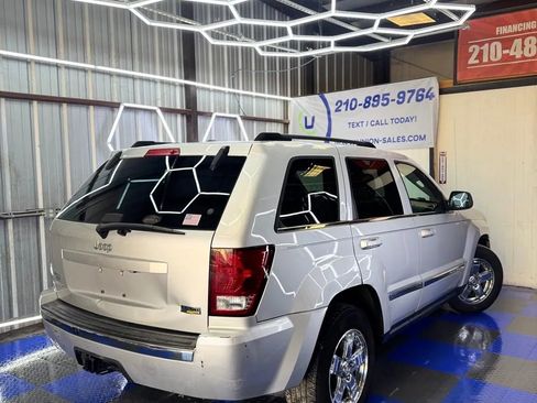 Used 2007 Jeep Grand Cherokee Limited image 27