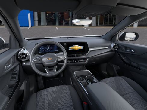 New 2026 Chevrolet Equinox LT AWD/4WD image 15
