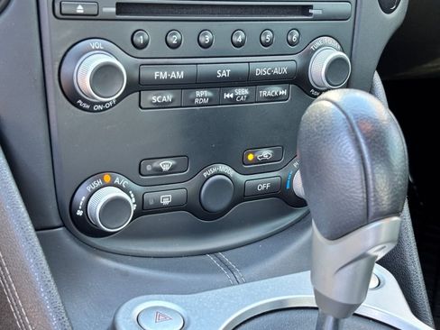 Used 2013 Nissan 370Z Touring w/ Sport Pkg RWD image 26