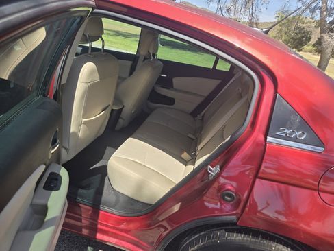 Used 2012 Chrysler 200 Touring image 10