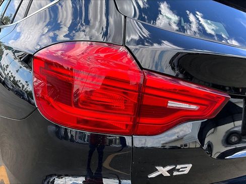 Used 2019 BMW X3 sDrive30i RWD image 8