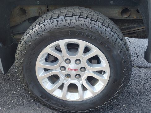 Used 2014 GMC Sierra 1500 SLE w/ SLE Value Package AWD/4WD image 13
