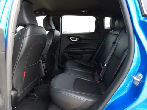 Used 2025 Jeep Compass Trailhawk image 20