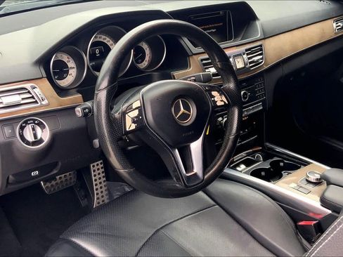 Used 2016 Mercedes-Benz E 350 Sedan image 17