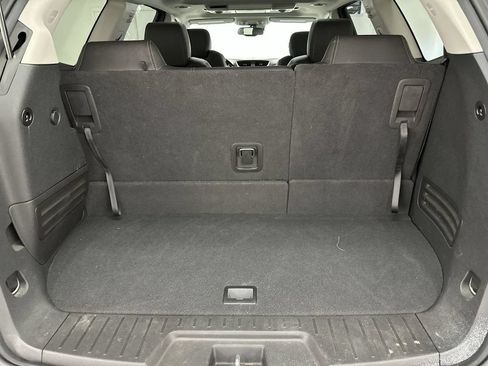 Used 2016 Chevrolet Traverse LTZ AWD/4WD image 25