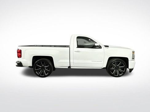 Used 2018 Chevrolet Silverado 1500 LT w/ Trailering Package AWD/4WD image 9