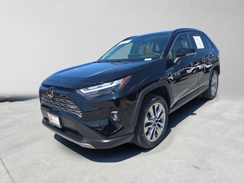 Used 2025 Toyota RAV4 Limited AWD/4WD image 7