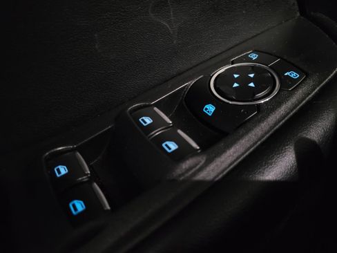 Used 2023 Ford Edge SEL image 27