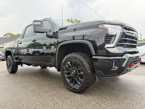 New 2026 Chevrolet Silverado 2500 LT w/ Trail Boss Package AWD/4WD image 9