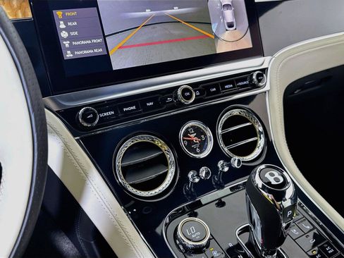 Used 2023 Bentley Continental GT V8 AWD/4WD image 22