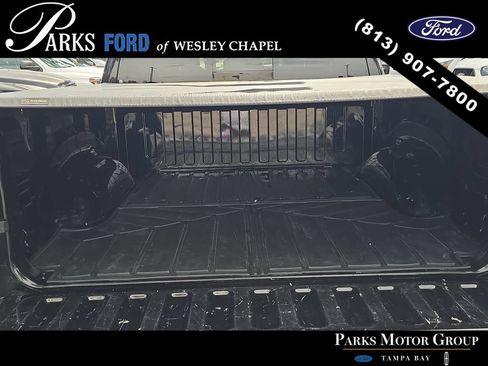 Used 2023 RAM 1500 Laramie AWD/4WD image 9