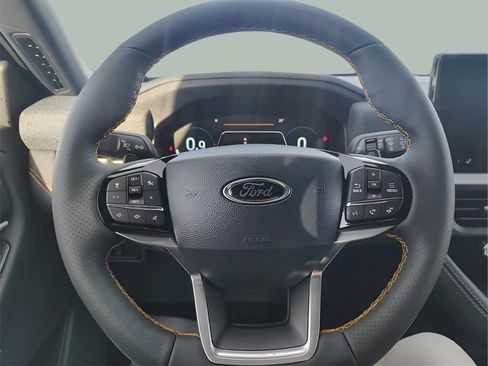 New 2026 Ford Explorer Tremor w/ Tremor Convenience Package image 18