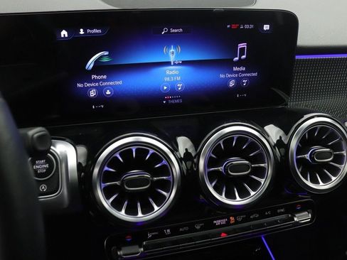 Certified 2023 Mercedes-Benz GLB 250 image 11