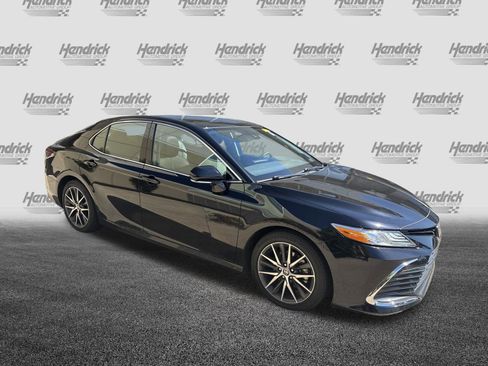 Used 2021 Toyota Camry XLE w/ Navigation Package AWD/4WD image 2