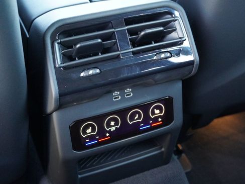 Used 2025 BMW M5 Touring image 33