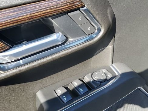 New 2026 GMC Sierra 1500 Elevation image 24