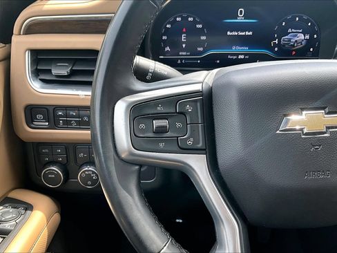 Used 2024 Chevrolet Tahoe Premier AWD/4WD image 16