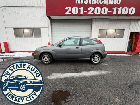 Used 2006 Ford Focus ZX3 Hatchback image 7