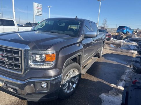 Used 2015 GMC Sierra 1500 SLT w/ SLT Crew Cab Value Package image 3