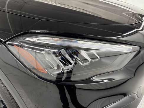 Certified 2025 Mercedes-Benz GLA 250 4MATIC image 11