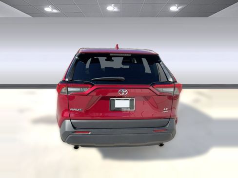 Used 2024 Toyota RAV4 LE image 10