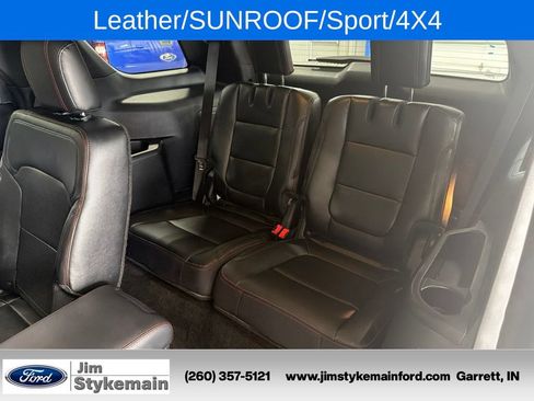 Used 2016 Ford Explorer Sport w/ Equipment Group 401A AWD/4WD image 27