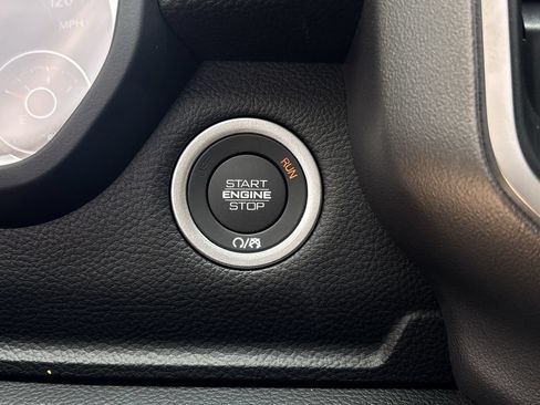 New 2026 RAM 1500 Big Horn AWD/4WD image 16
