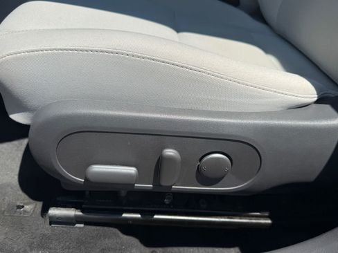 Used 2024 Hyundai Kona SEL AWD/4WD image 15