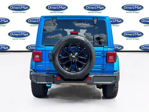 Used 2024 Jeep Wrangler Unlimited Sahara AWD/4WD image 6