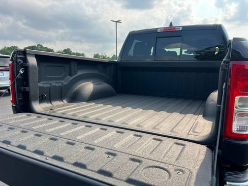 Used 2022 RAM 1500 Big Horn AWD/4WD image 8