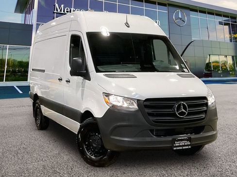 Used 2026 Mercedes-Benz Sprinter 2500 image 1