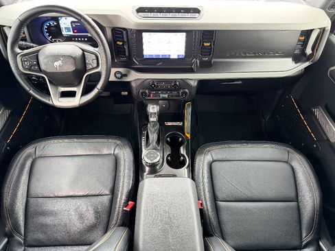 Used 2022 Ford Bronco Badlands w/ Sasquatch Package image 10