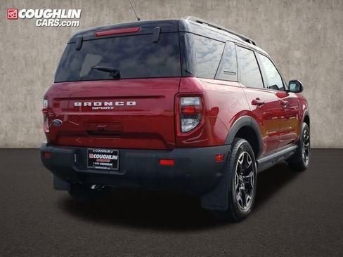 New 2025 Ford Bronco Sport Outer Banks image 9
