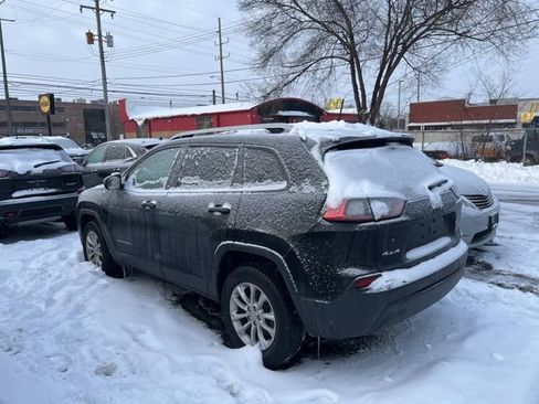 Used 2020 Jeep Cherokee Latitude w/ Cold Weather Group image 3