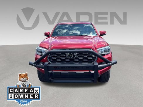 Used 2022 Toyota Tacoma TRD Off-Road w/ Technology Package RWD image 2