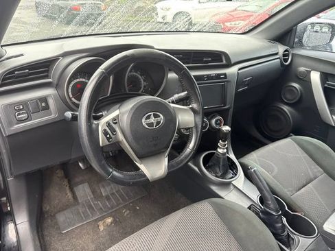 Used 2011 Scion tC FWD image 12