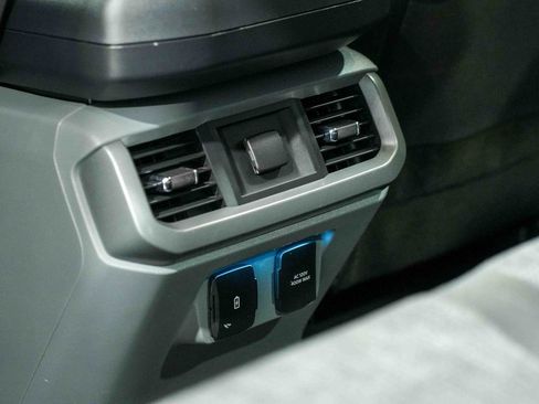 Used 2022 Ford F150 XLT w/ Equipment Group 302A High image 23