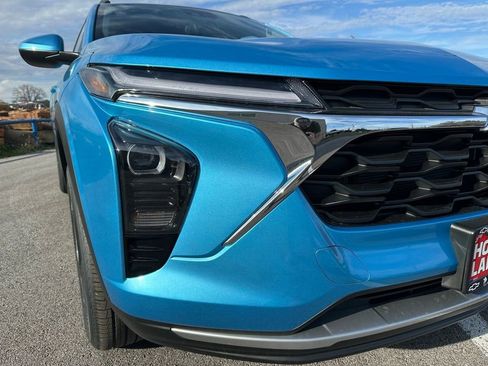 New 2026 Chevrolet Trax LT FWD image 12