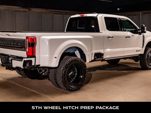 Used 2024 Ford F350 Platinum image 9