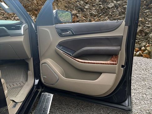 Used 2018 Chevrolet Tahoe Premier image 23