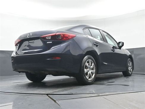 Used 2016 MAZDA MAZDA3 i Sport image 32