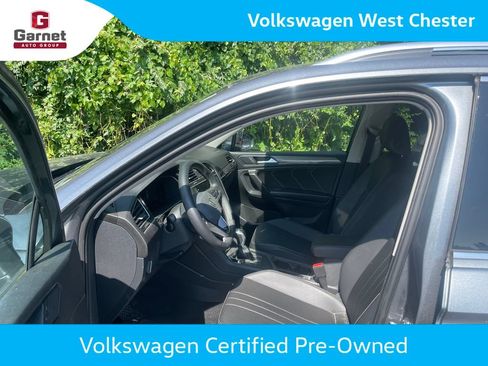 Used 2023 Volkswagen Tiguan SE FWD image 11