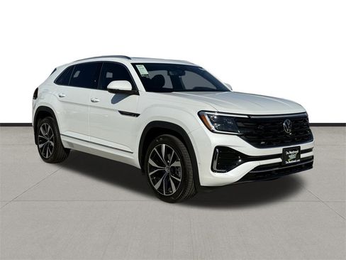 New 2026 Volkswagen Atlas Cross Sport SEL Premium R-Line image 3