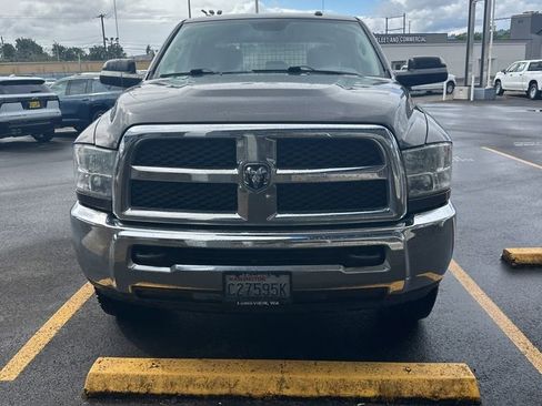 Used 2016 RAM 2500 Tradesman w/ Chrome Appearance Group AWD/4WD image 2