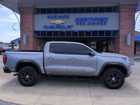 Used 2024 GMC Canyon Elevation w/ Convenience Package AWD/4WD image 10