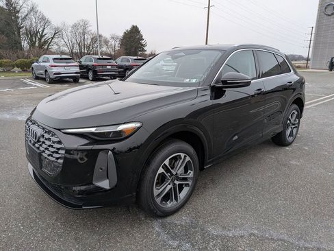 New 2025 Audi Q5 Premium Plus image 3